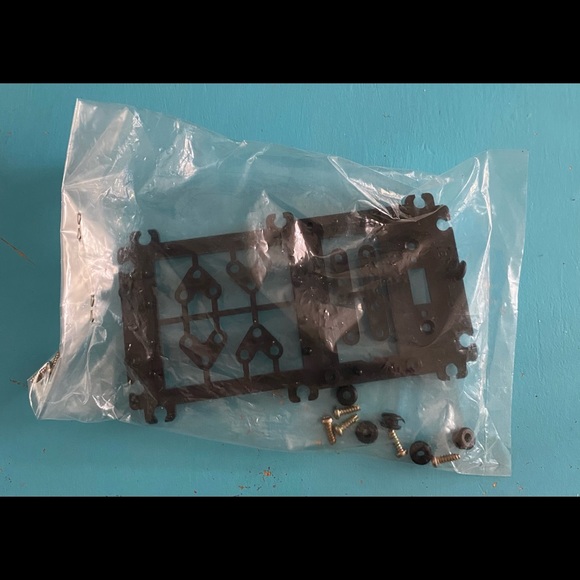 Futaba Standard Servo Tray (New) - Picture 5 of 10